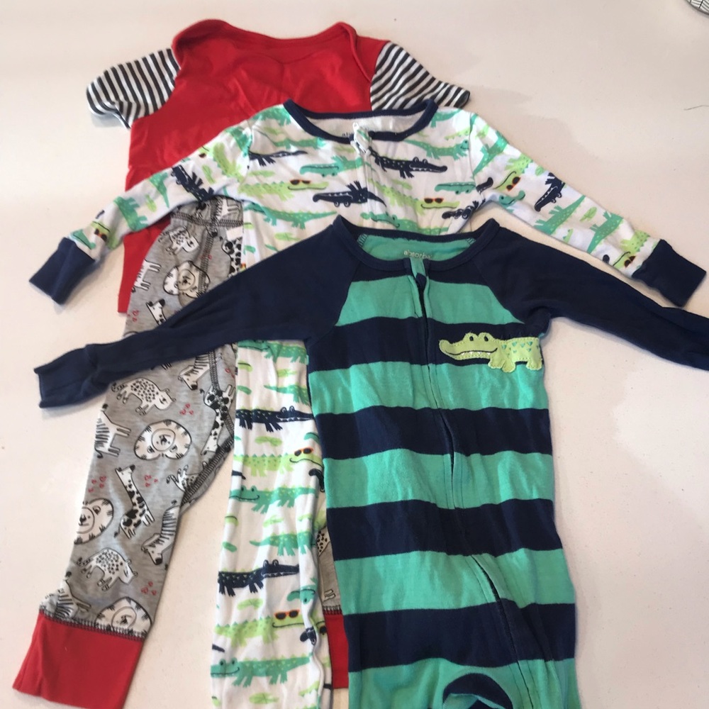 Set of three baby boy pajamas size 18M footies